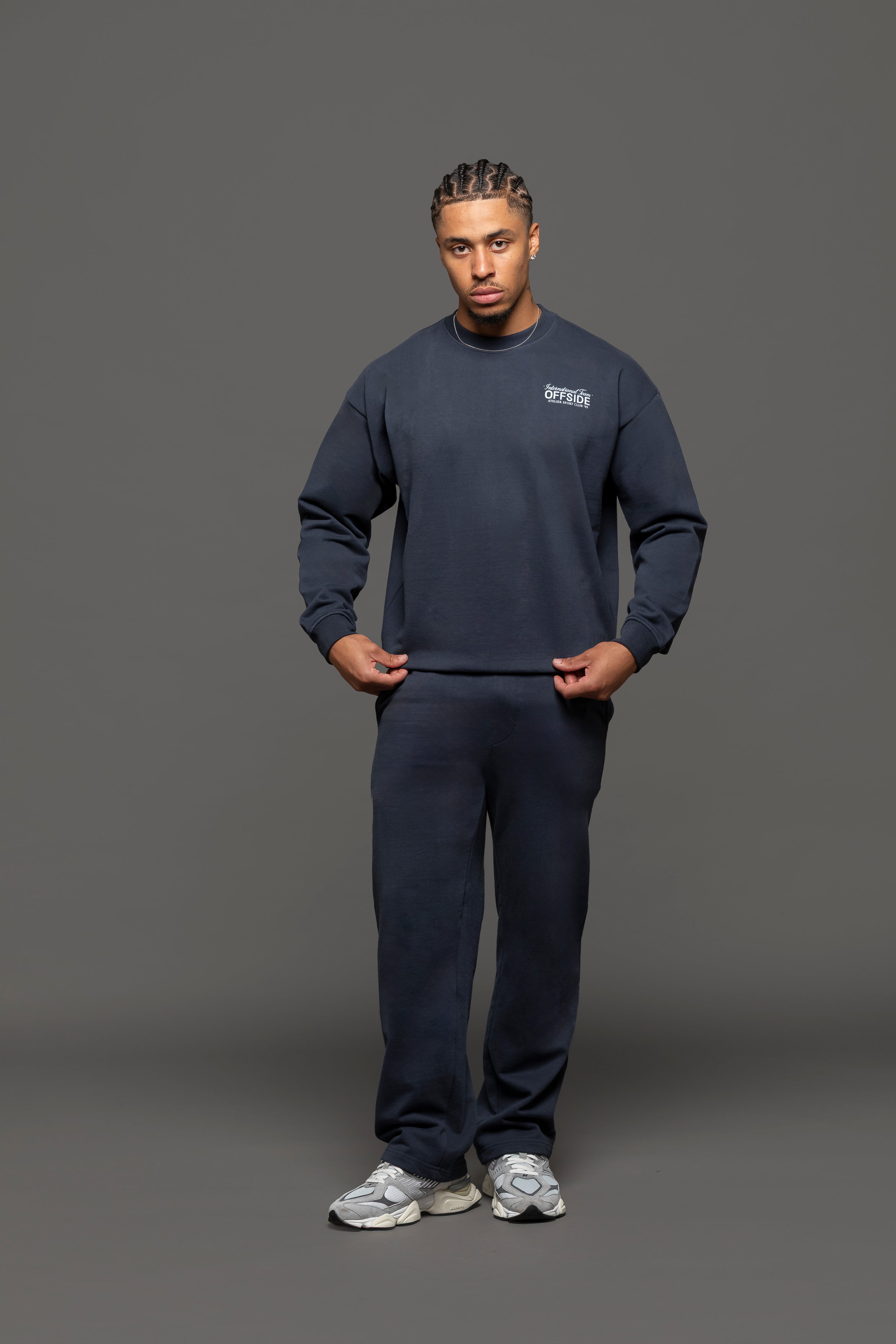 International Team Sweatshirt - Navy