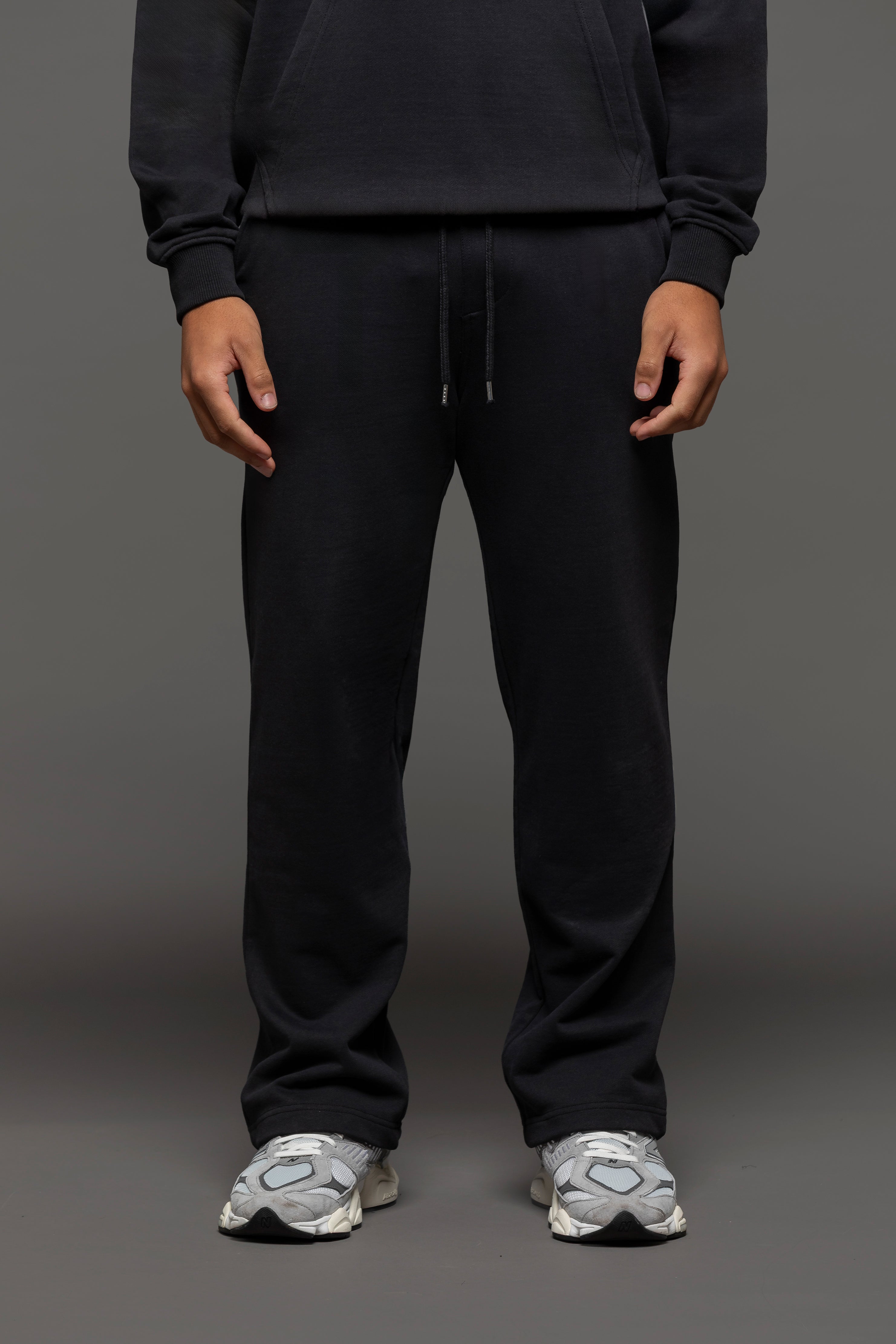 Relaxed Straight Leg Joggers - Black