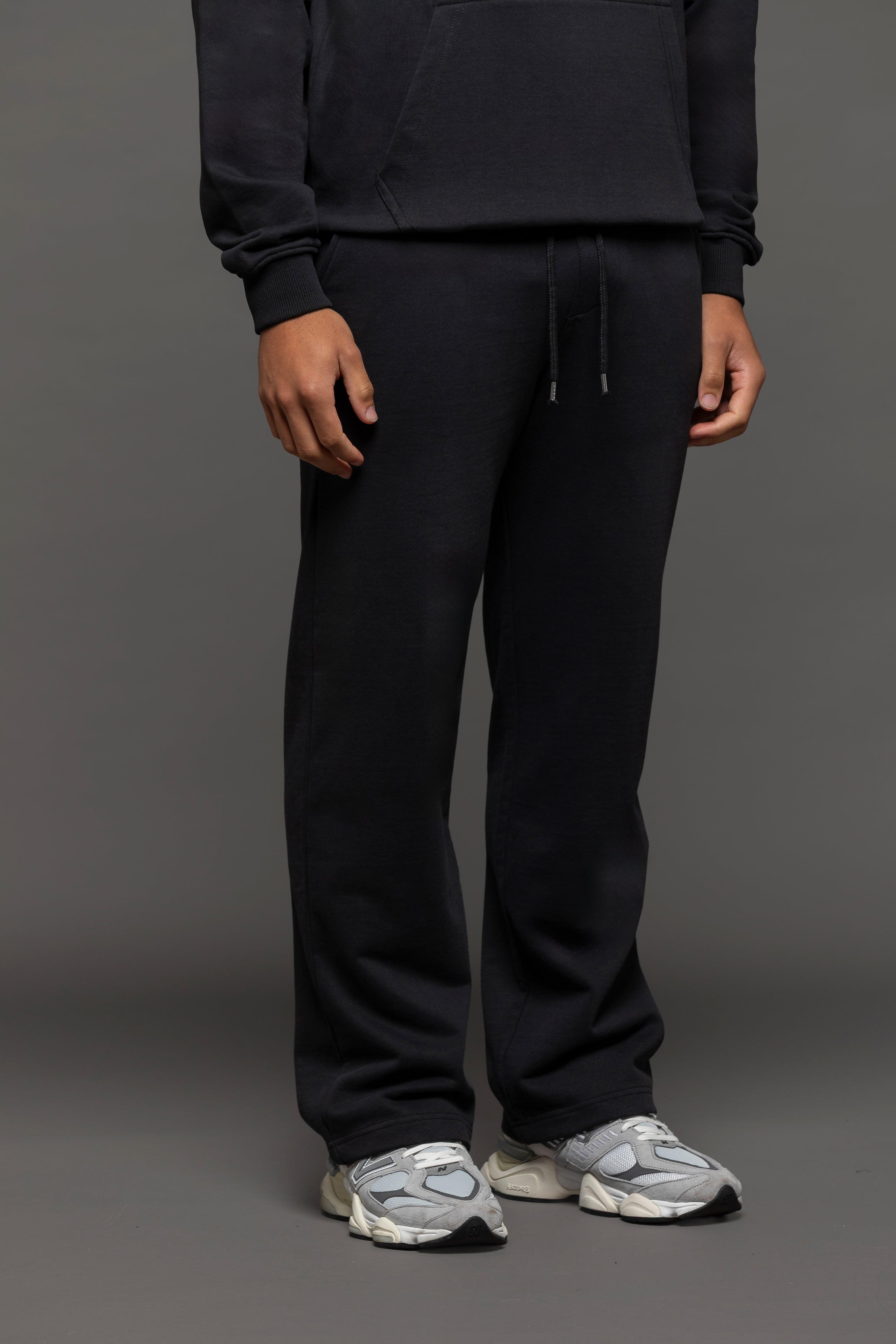Relaxed Straight Leg Joggers - Black